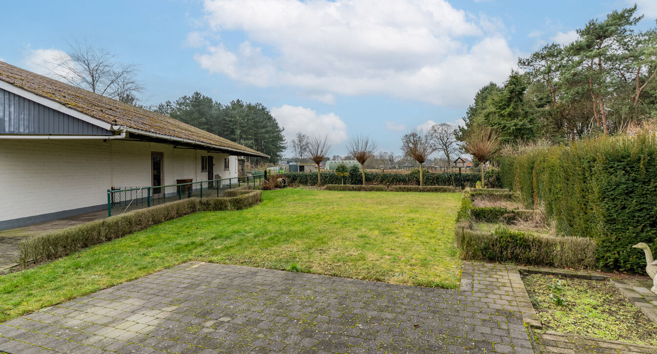 Boerderij te koop in Gierle