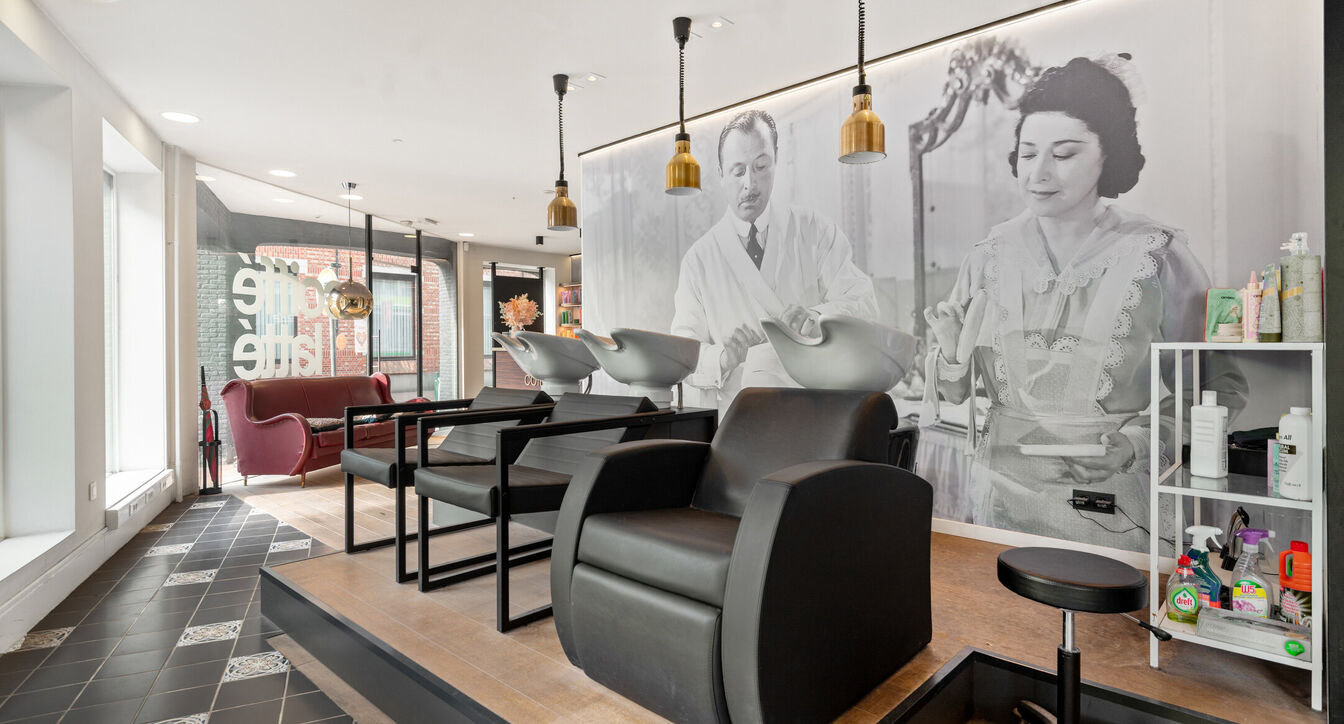 Commerci&euml;le building te koop in Beerse