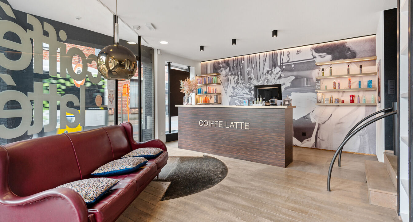 Commerci&euml;le building te koop in Beerse