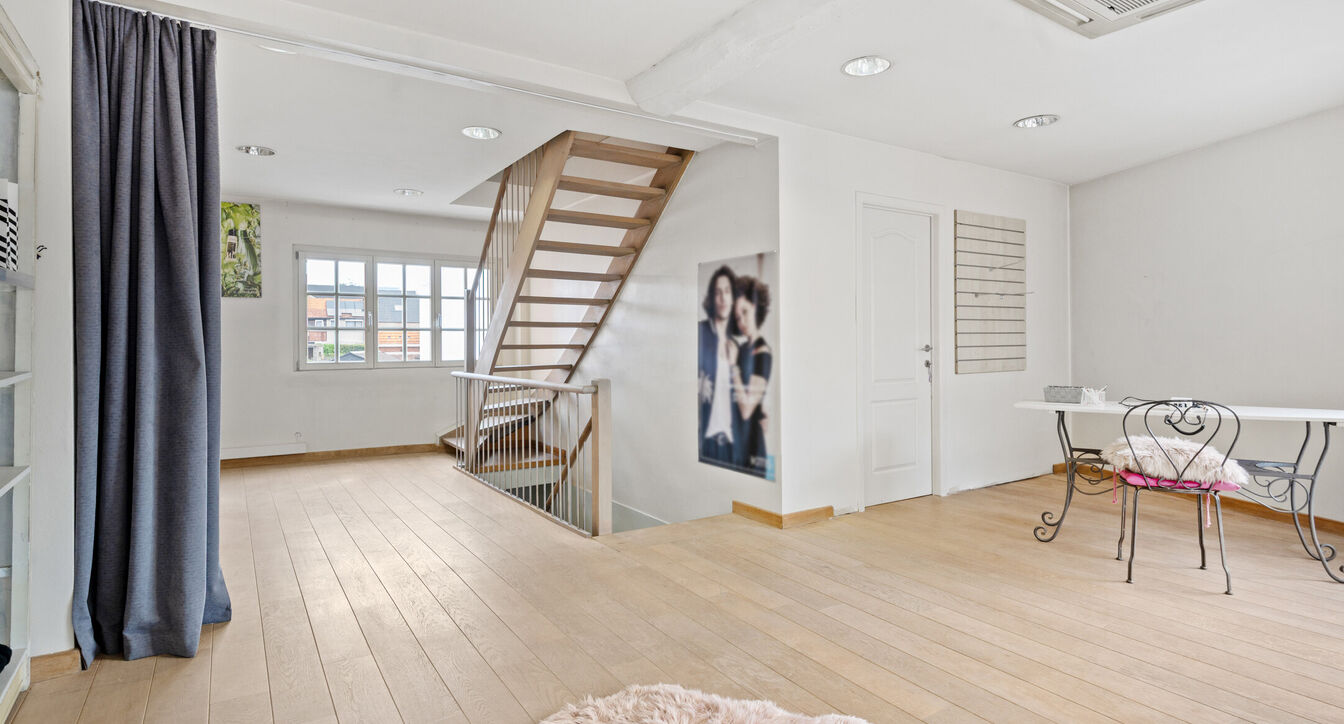 Commerci&euml;le building te koop in Beerse