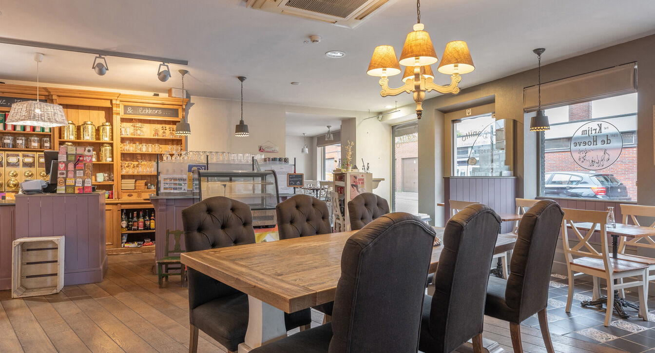 Commerci&euml;le building te koop in Beerse