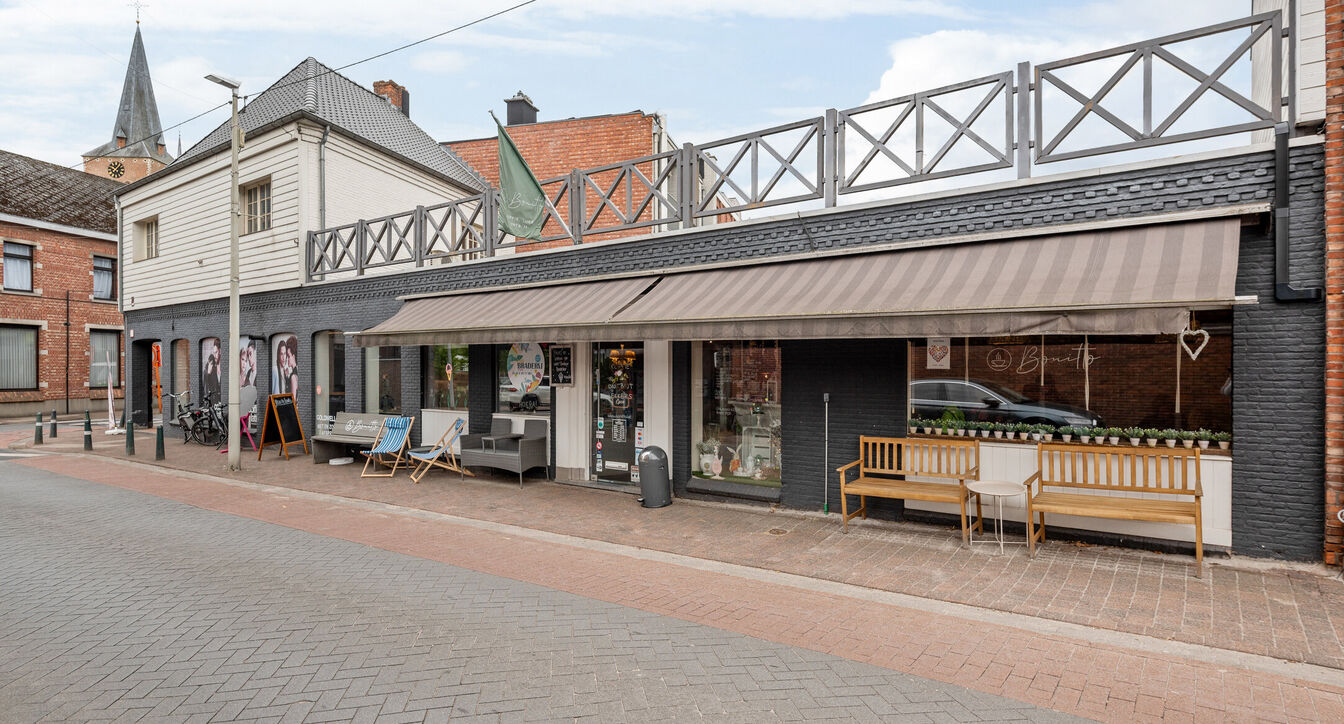Commerciële building te koop in Beerse