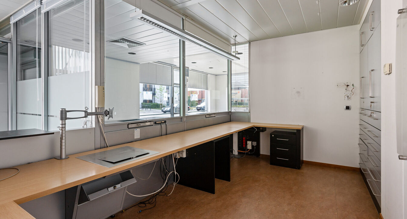 Commerciële building te koop in Neerpelt