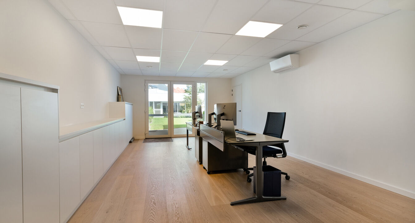 Gebouw voor gemengd gebruik te koop in Arendonk