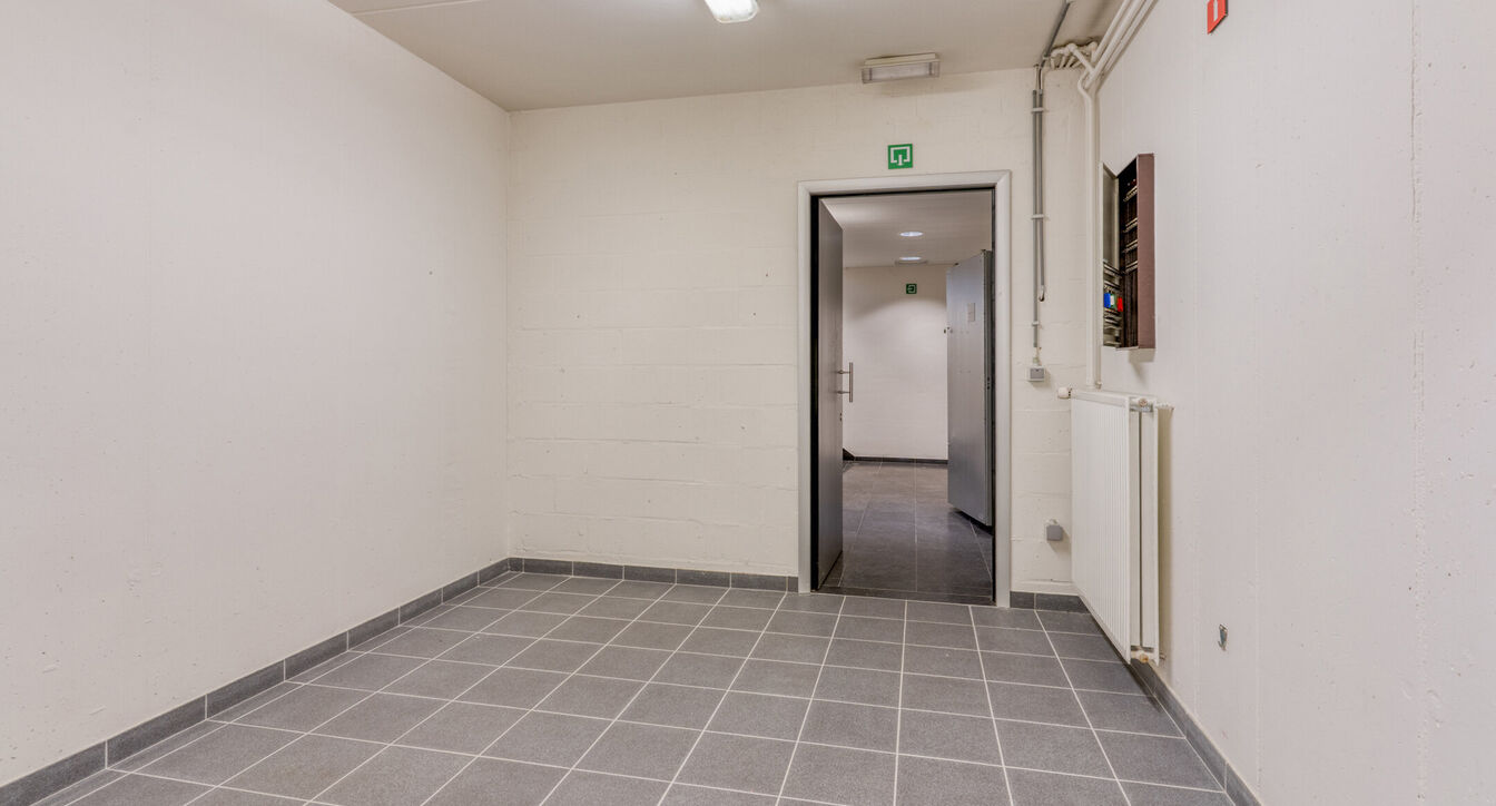 Kantoorgebouw te koop in Hamont-Achel
