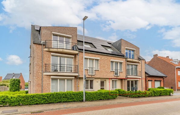 Gelijkvloerse verdieping te koop in Dessel